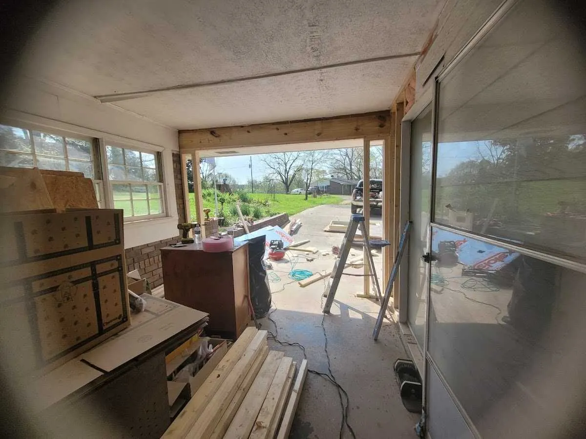 Air movers and dehumidifier for Water Mitigation Services in Chula Vista